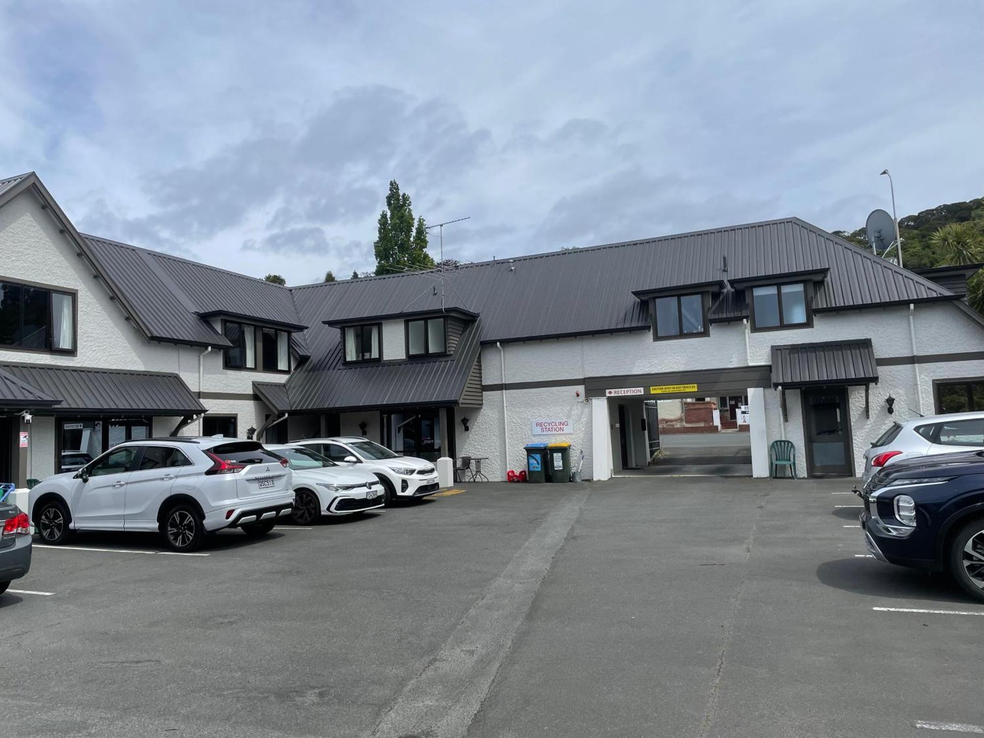 Allan Court Motel Dunedin Exterior photo